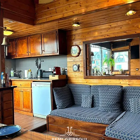 Lägenhet The Boat Terrace Retreat 2 Guests