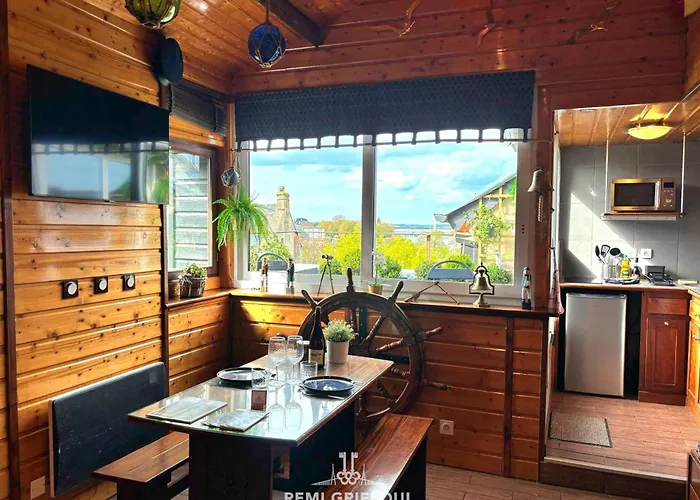 Apartment The Boat Terrace Retreat 2 Guests Honfleur